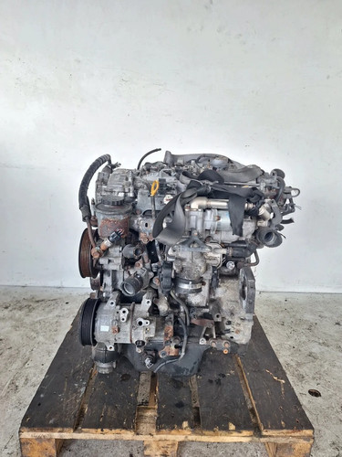 Motor toyota avensis 2ad - motor,